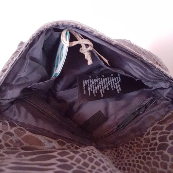 2/$20 Mini Purses Vegan Faux Snake Grey Black - Picture 4 of 10